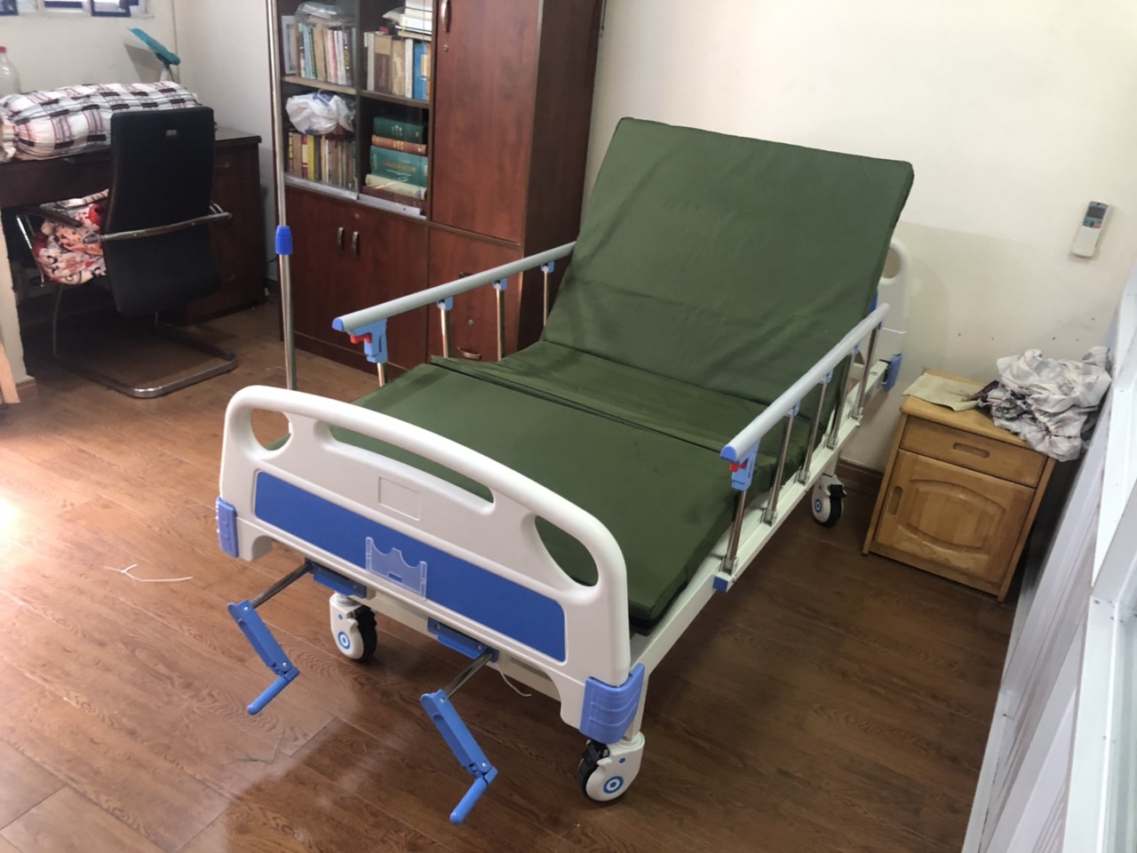 Cữa hàng giường y tế cho người già ở Biên Hòa Đồng Nai